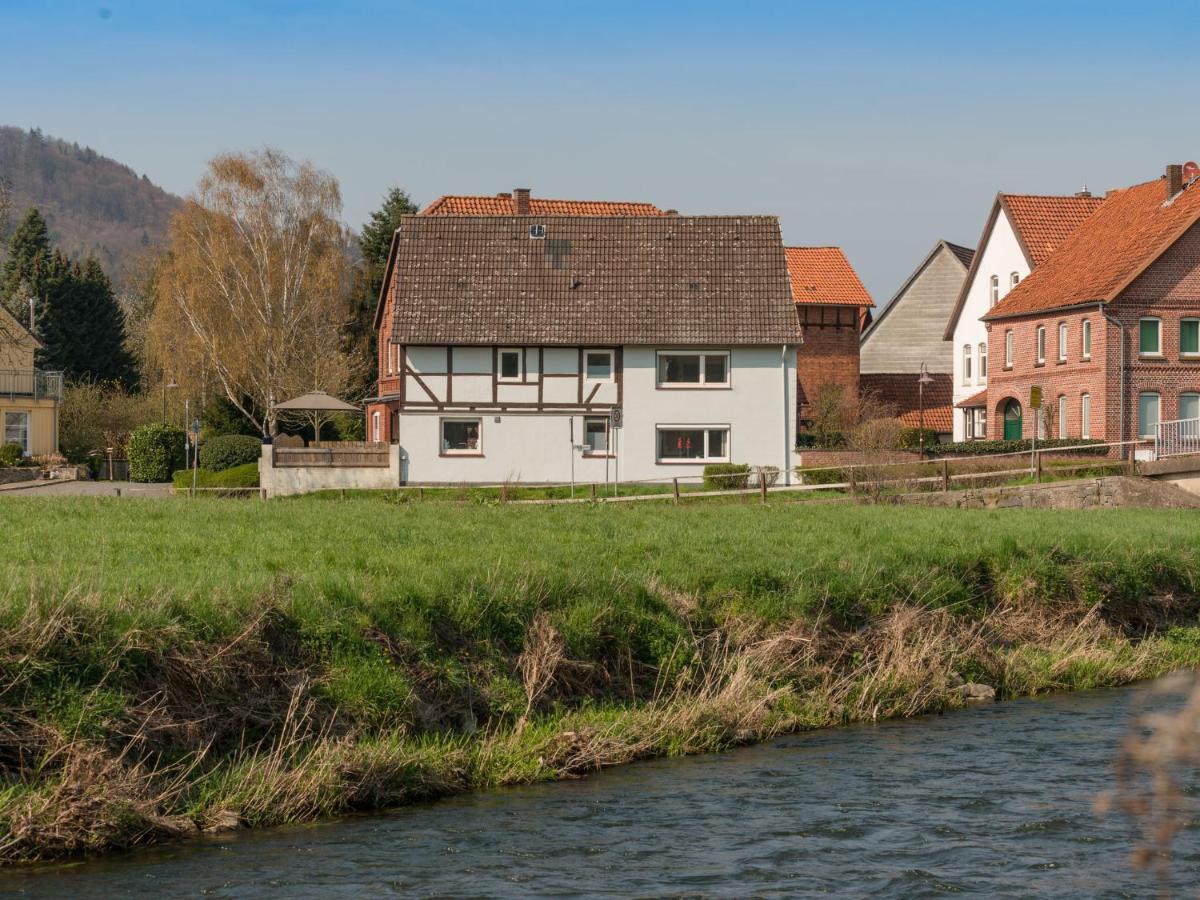 Modern Holiday Home Near River In Amelgatzen Emmerthal 客房 照片