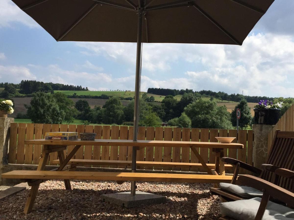 Modern Holiday Home Near River In Amelgatzen Emmerthal 客房 照片